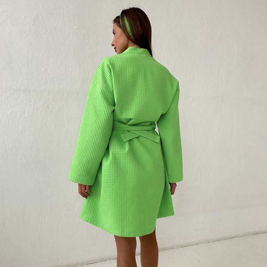 Damen Bademantel aus hochwertigem Baumwollmix mit Gürtel und praktischen Taschen Shopnory