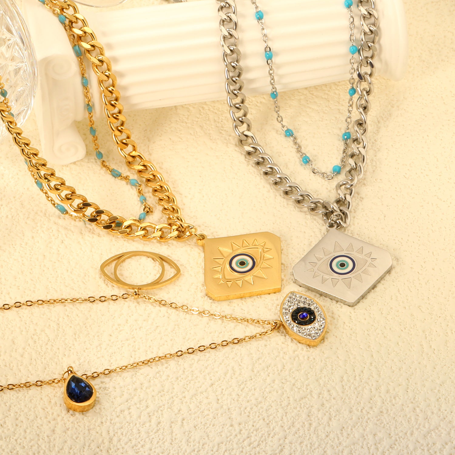 Damen Halskette mit mehrlagigem Design und auffälligem Augenanhänger Shop Nory