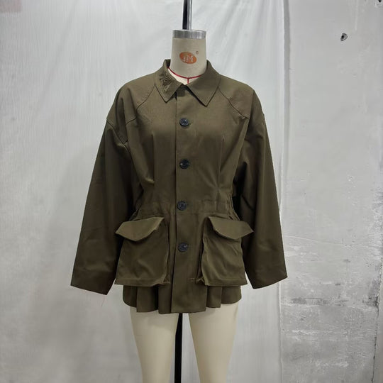 Damen Oversize-Boxy-Übergangsjacke mit großen Pattentaschen und Tunnelzug Shop Nory