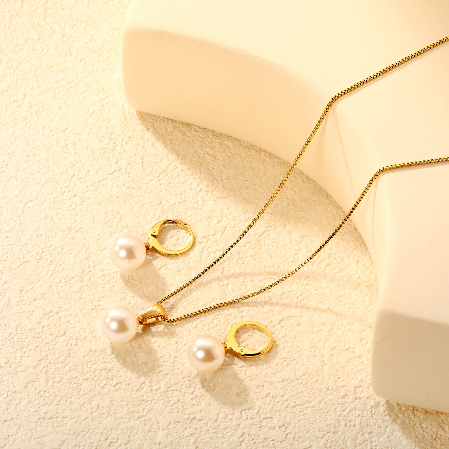 Damen Schmuckset aus hochwertigem Edelstahl mit eleganten Perlenanhängern Shop Nory