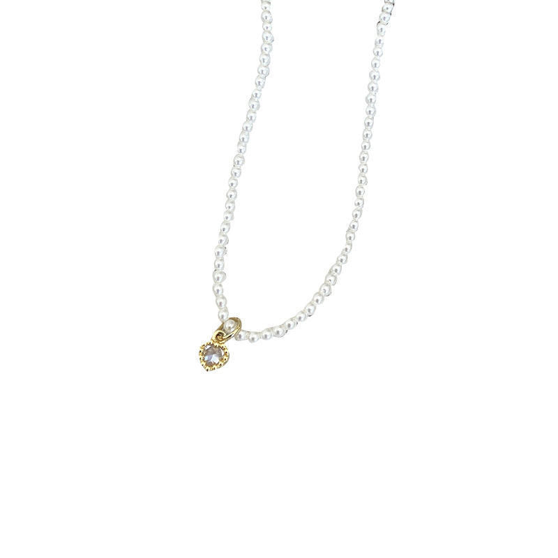 Damen Perlenarmband mit luxuriösem Herzanhänger Shop Nory