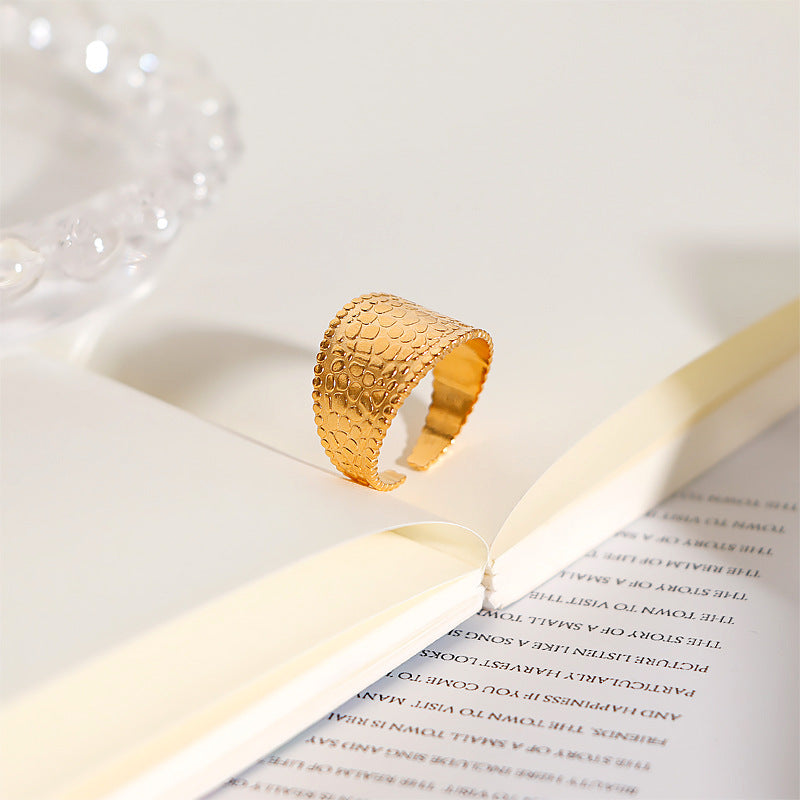 Damen Ring im eleganten Krokodil-Design Shop Nory