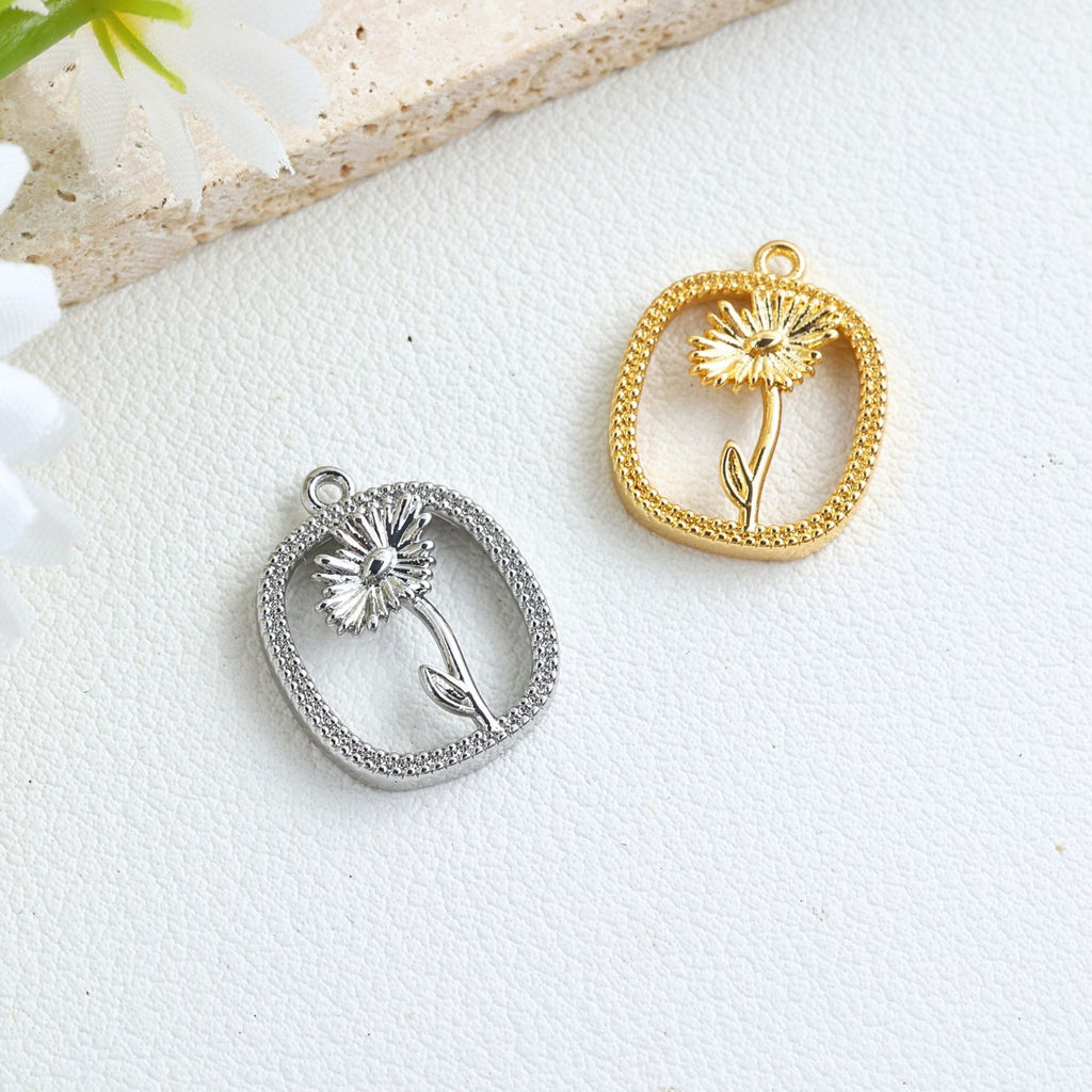 Schmuckanhänger mit floralem Design Shop Nory