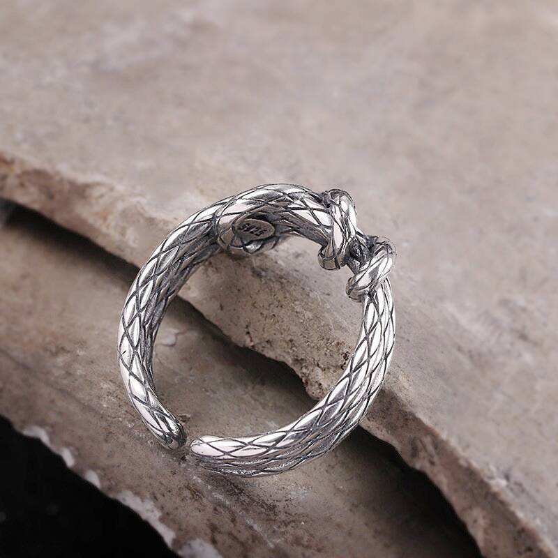 Herren Ring mit kunstvollem, geflochtenem Design Shop Nory