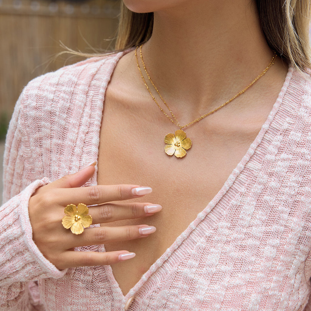Damen Halskette im floralen Design mit erweiterbarem Edelstahlanhänger Shop Nory
