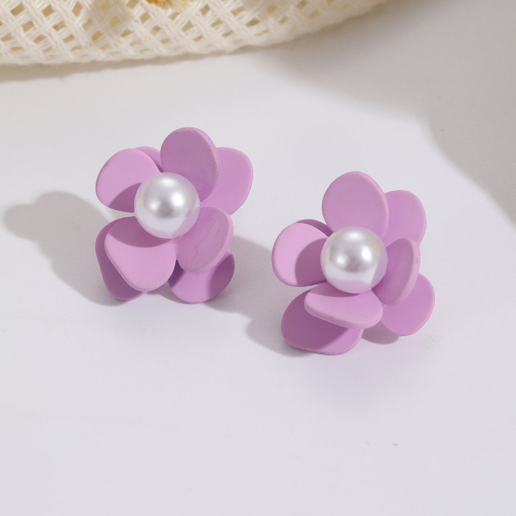 Damen Ohrstecker in lebendigem Blüten-Design mit Perlenakzent Shop Nory