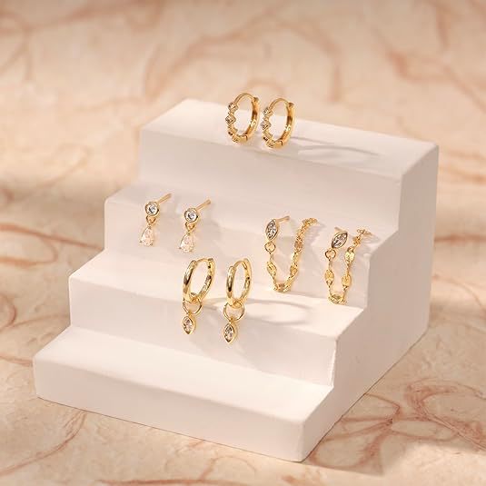 Damen Ohrhänger Set mit funkelnden Zirkonia und elegantem Design Shop Nory