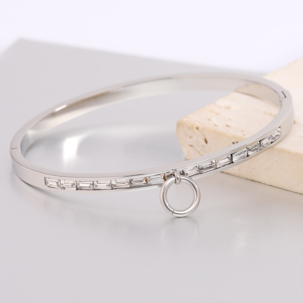 Damen Armband mit funkelnden Zirkonia und elegantem Design Shop Nory