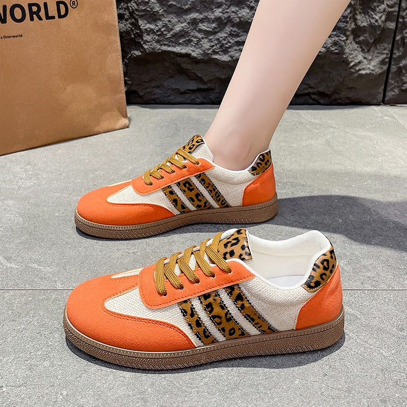 Damen Low-Top Sneaker mit Leoparden-Detail, Velours- und Textilmix Shop Nory
