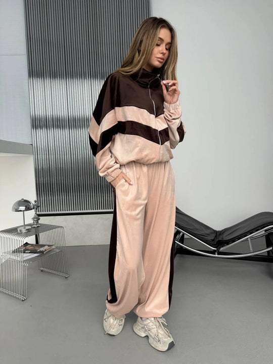 Damen Retro-inspiriertes Samt-Trackset mit Chevron-Design, Stehkragen und weiter High-Waist-Jogger Shop Nory