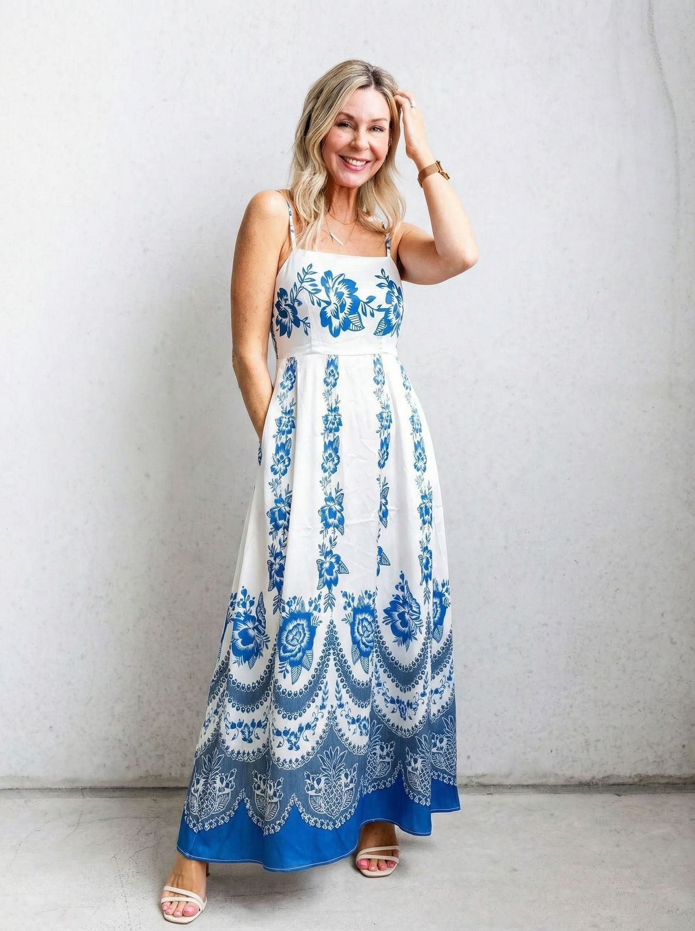 Damen Maxi-Kleid mit aufregendem Grafikdruck und verspieltem Design