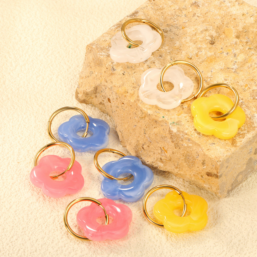 Damen Hängende Ohrstecker mit kunstvollem Blüten-Design und goldenem Ring Shop Nory