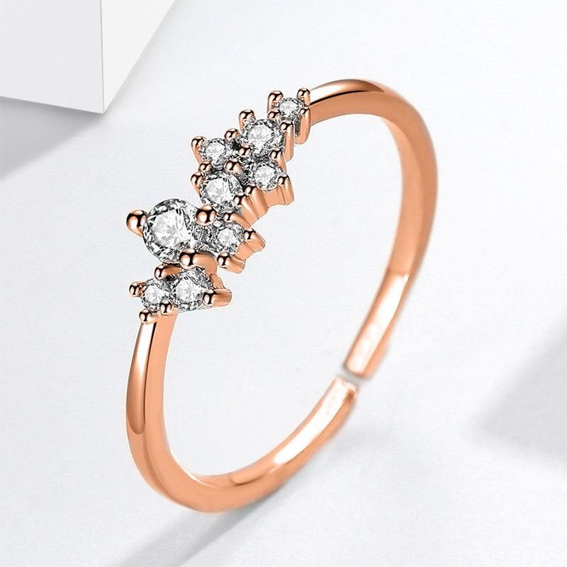 Damen stilvoller Ring mit funkelnden Kristallakzenten Shop Nory
