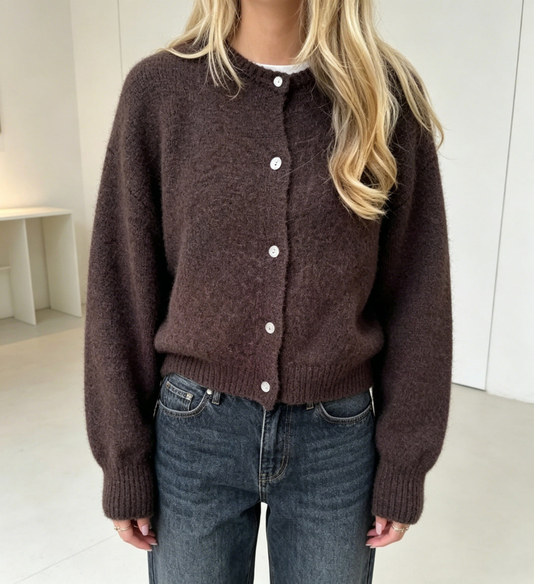 Damen Kuschelige Mohair-Optik Strickjacke mit Rundhals und Ballonärmeln Shop Nory