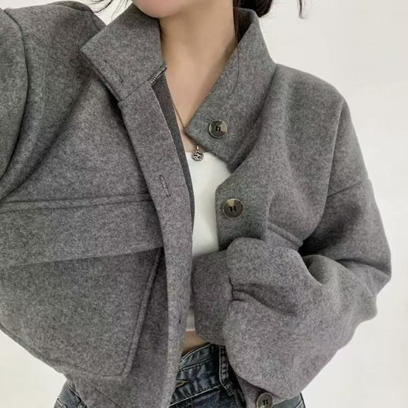 Damen Kurze Oversize-Wolloptik-Jacke mit Stehkragen und Ballonärmeln Shop Nory