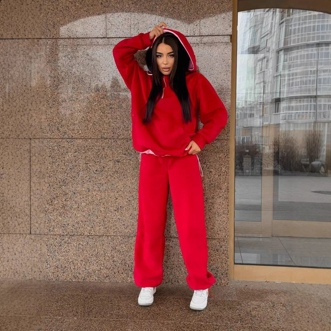 Damen Fleece-Loungewear-Set mit halbem Frontzip, gefütterter Kapuze und hochgeschnittener Komforthose Shop Nory