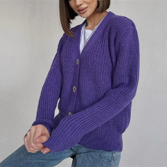 Damen Boxy-Grobstrick-Cardigan mit tiefer V-Leiste, Holzknopfverschluss und geripptem Saum Shop Nory