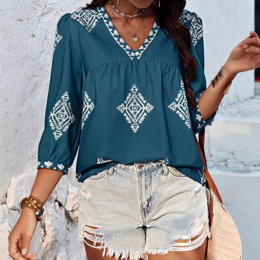 Damen Locker geschnittene Boho‑Bluse mit V‑Ausschnitt, geraffter Brustnaht und dreiviertelärmeln Shop Nory