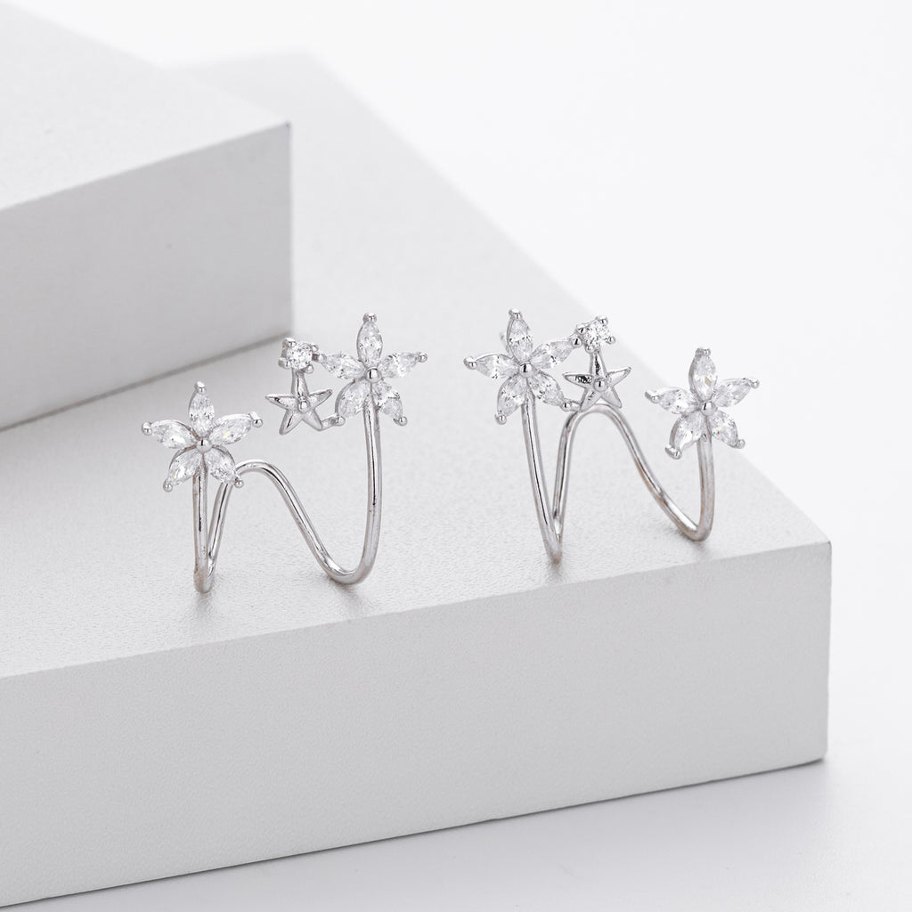Damen Ohrstecker mit floralen Motiven und funkelnden Zirkonsteinen Shop Nory