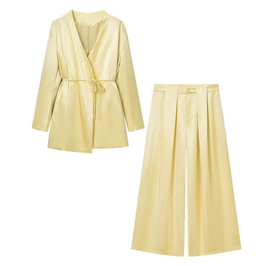 Damen Zweiteiliges Wickelblazer-Set mit Bindegürtel und hochgeschnittener weiter Plisseehose Shop Nory