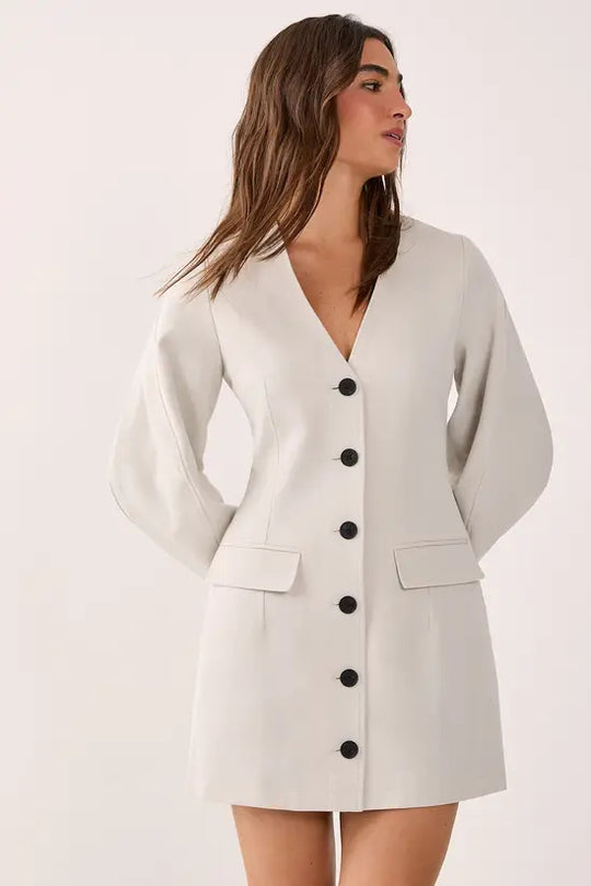 Damen Tailliertes Blazer-Minikleid mit Ballonärmeln und Pattentaschen Shop Nory