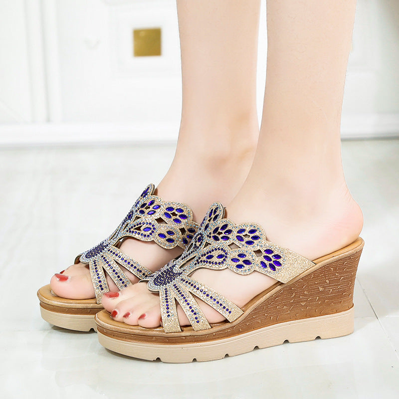 Damen Wedge-Pantoletten mit funkelnden Strassdetails und komfortablem Fußbett Shopnory