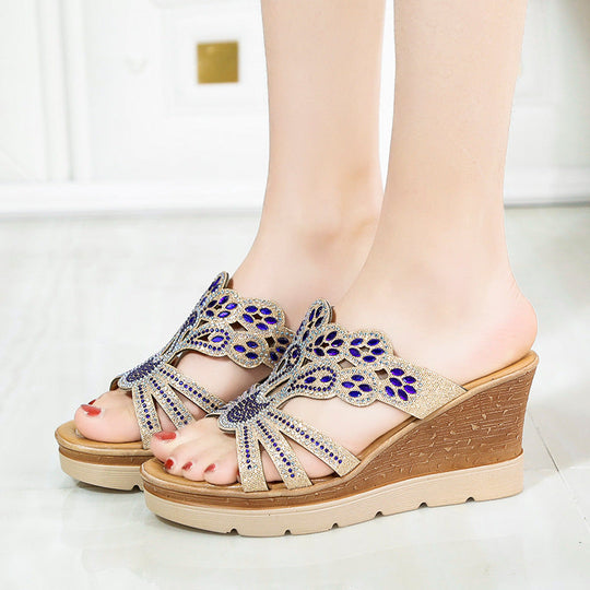 Damen Wedge-Pantoletten mit funkelnden Strassdetails und komfortablem Fußbett Shopnory