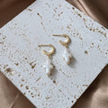 Damen Ohrhänger mit Perlenkreuz-Design und hochwertigem Goldverschluss Shop Nory