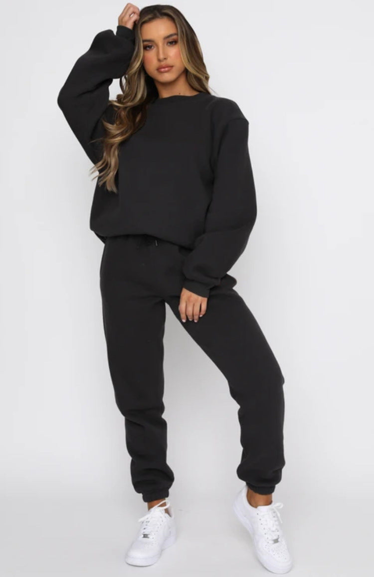 Damen nan zweiteiliges Cozy-Loungewear-Set mit Oversize-Rundhals und hochgeschnittener Jogginghose mit Kordelzug Shop Nory
