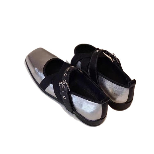 Damen Mary-Jane-Slipper mit quadratischer Zehenpartie, gekreuzten Elastikriemen und Ziergurt Shop Nory