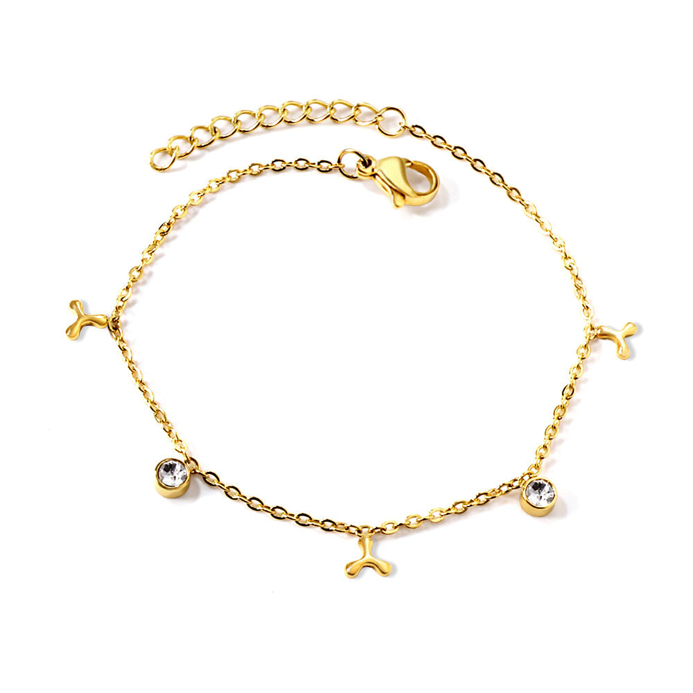 Damen zartes, goldplattiertes Armband mit funkelnden Zirkonia und herzförmigen Anhängern Shop Nory