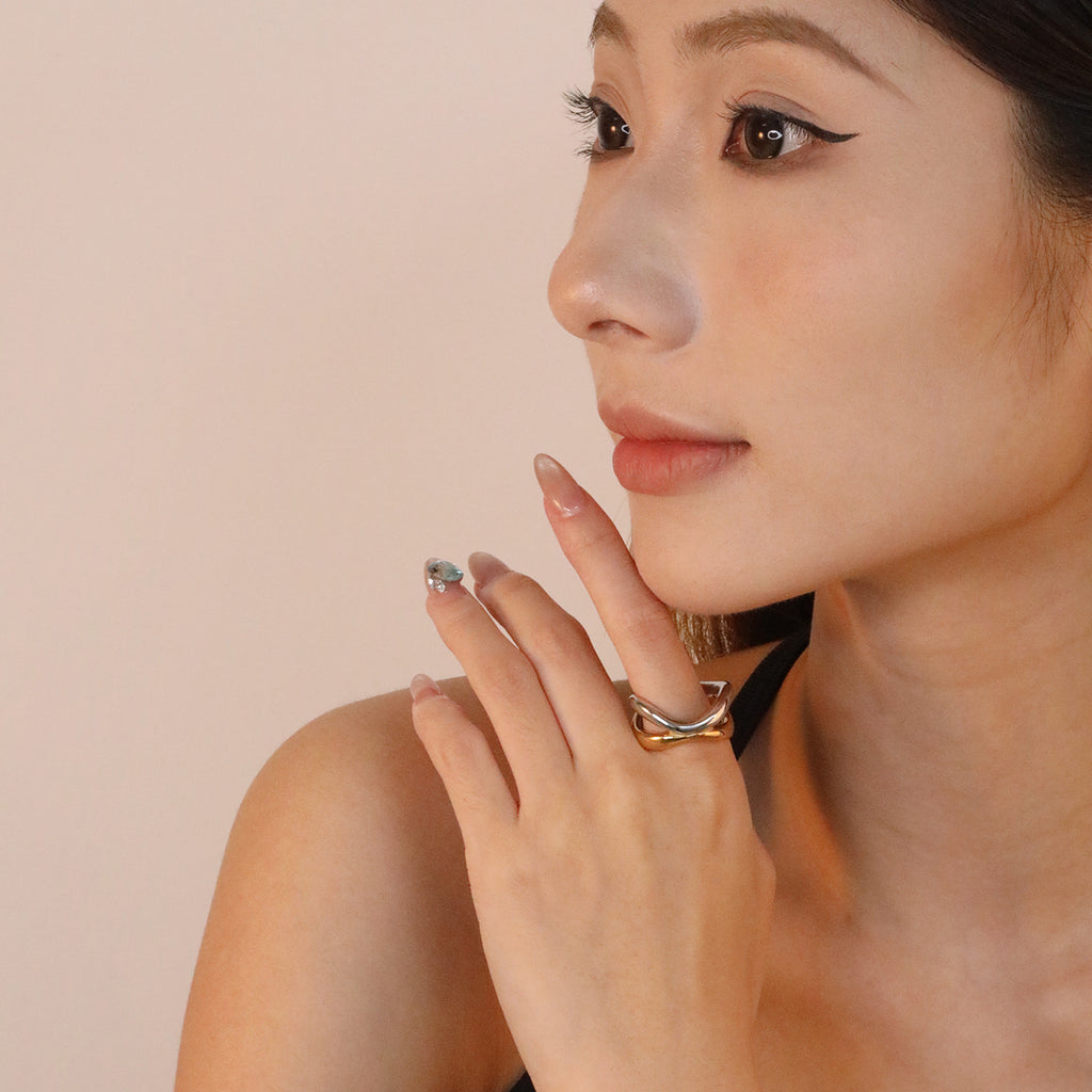 Damen Ring mit verstellbarem Design und elegantem zweifarbigen Finish Shop Nory