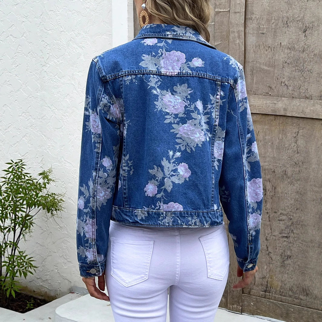Damen Kurzgeschnittene Jeansjacke mit floralem Aquarellprint und Pattentaschen Shop Nory