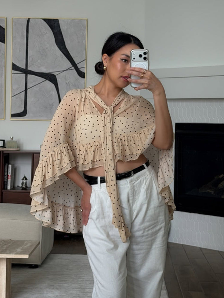 Damen transparente gepunktete Chiffon-Cropped-Bluse mit Krawattenband, Volants und Cape-Schnitt Shop Nory