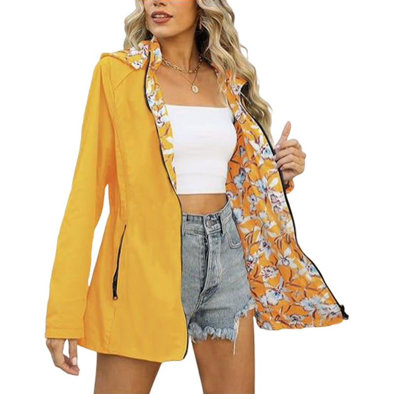 Damen leichte Übergangsjacke mit floralem Innenfutter