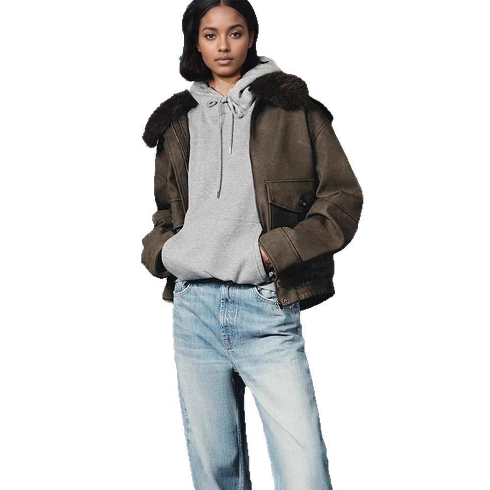 Damen Kurzjacke im Aviator‑Style mit Kunstpelzkapuze und aufgesetzten Pattentaschen Shop Nory