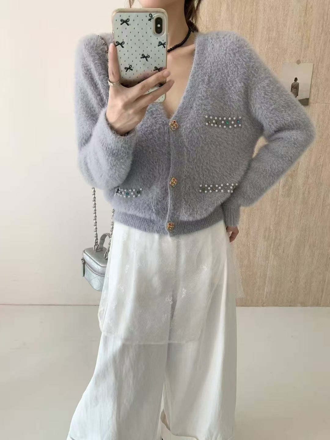Damen Verspielter V-Ausschnitt Cardigan mit Perlen Shop Nory