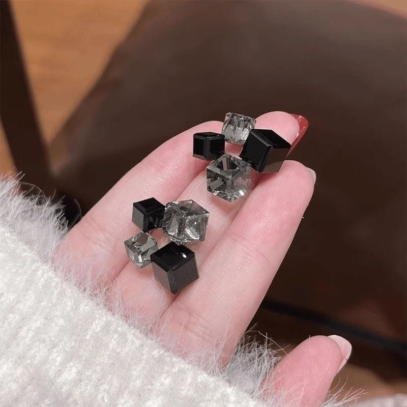 Damen Ohrstecker mit edlen, multifunktionalen Steinen Shop Nory
