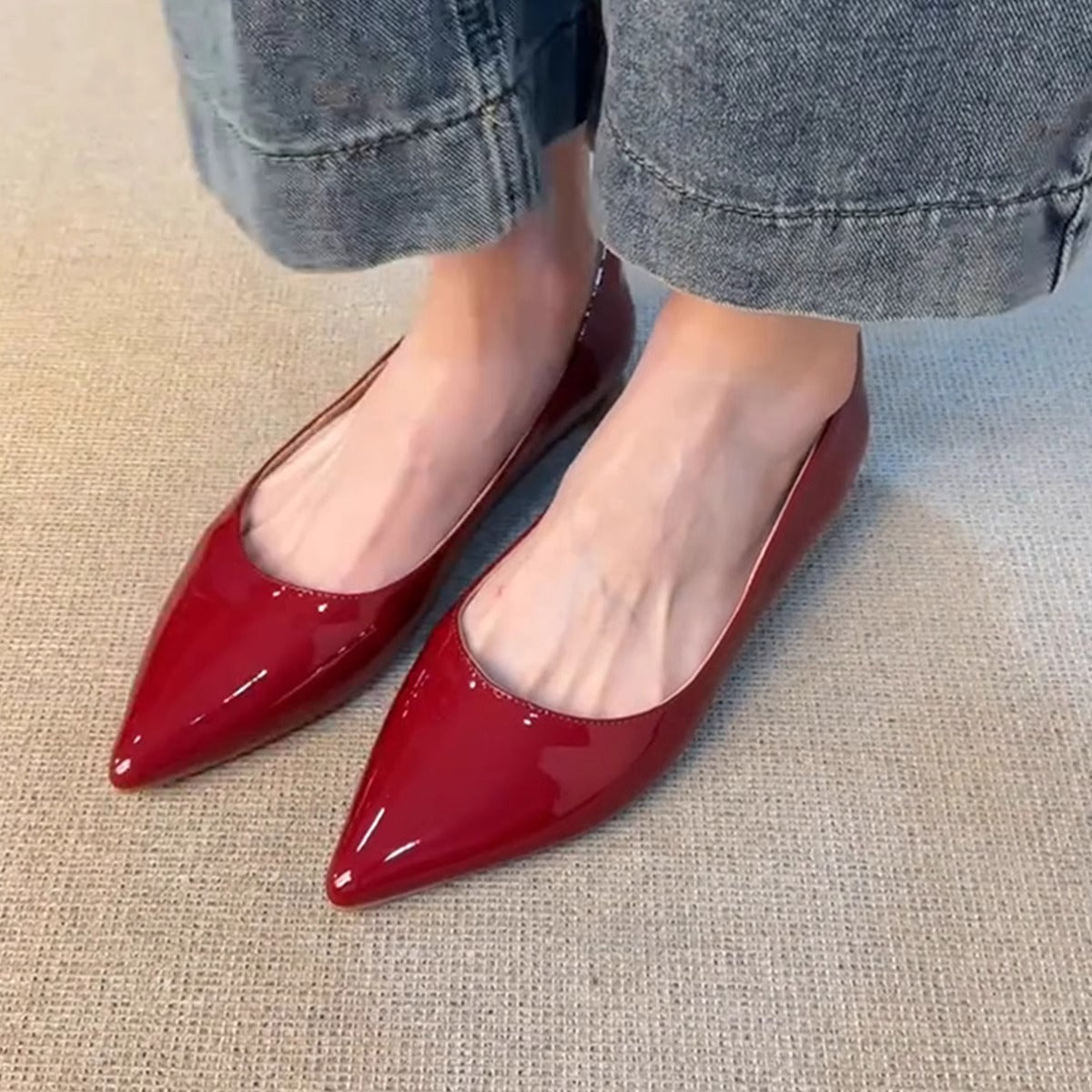 Damen spitze Ballerinas mit elegantem Glanz und verziertem Rand