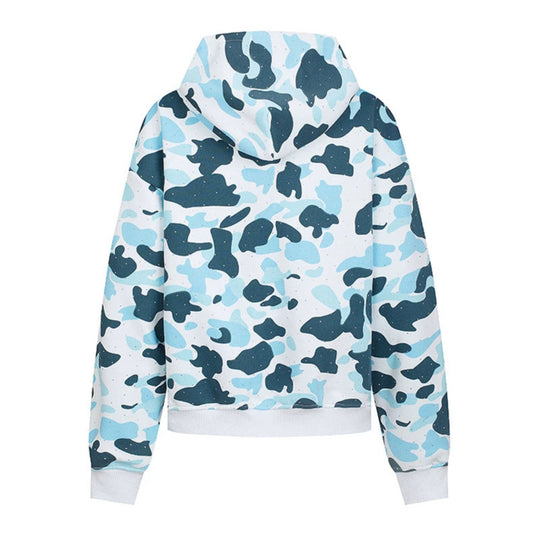 Damen Kapuzenjacke im Camouflage‑Print mit durchgehendem Reißverschluss, Kängurutasche und Rippbündchen Shop Nory