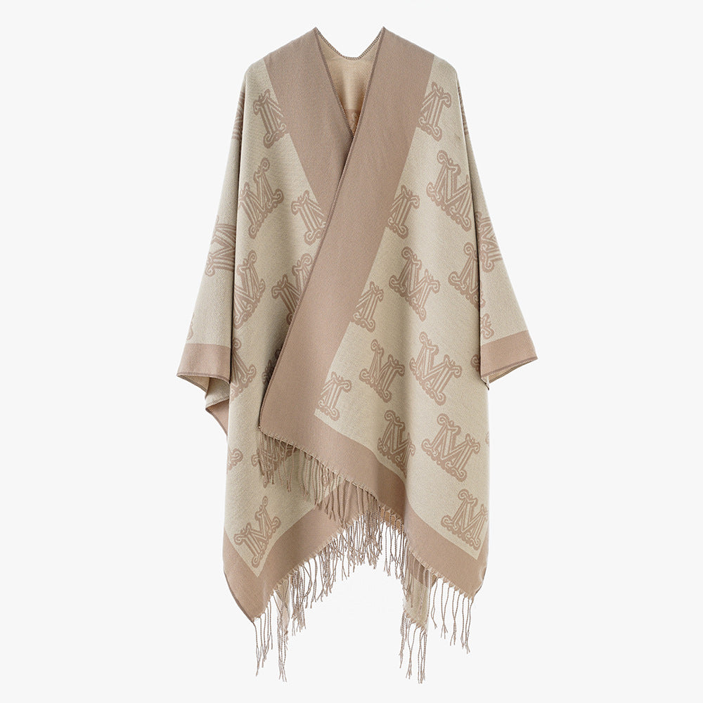 Damen Jacquardponcho mit Monogramm-Allover und Fransensaum Shop Nory
