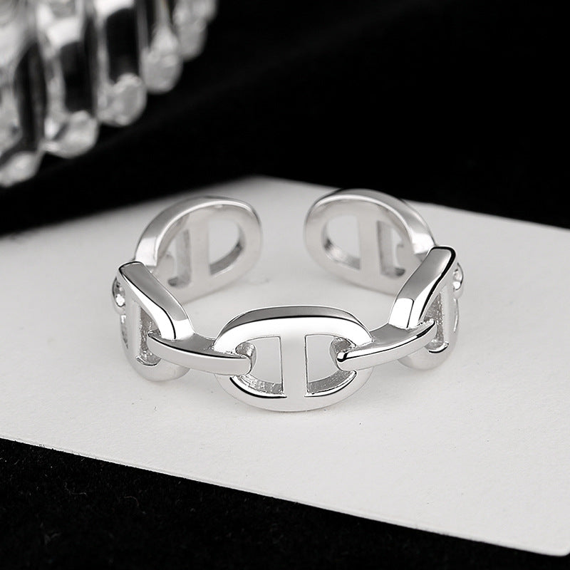 Damen Ring mit modernem Kettendesign und hochwertiger Gold-Oberfläche Shop Nory