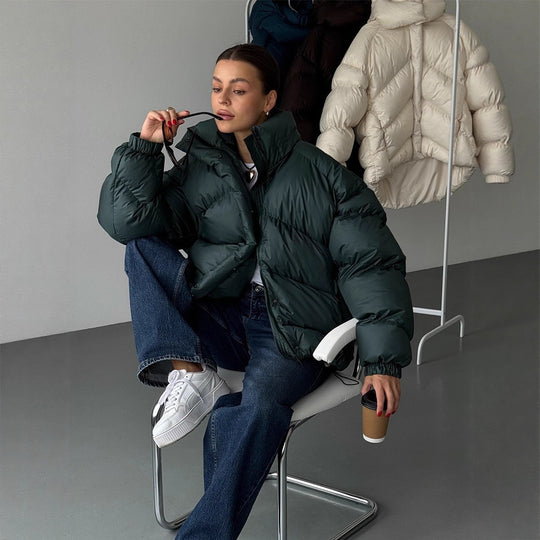 Damen Kurz-Pufferjacke mit Thermofüllung, Oversize-Kapuze & verdecktem Zweiwege-Reißverschluss Shop Nory