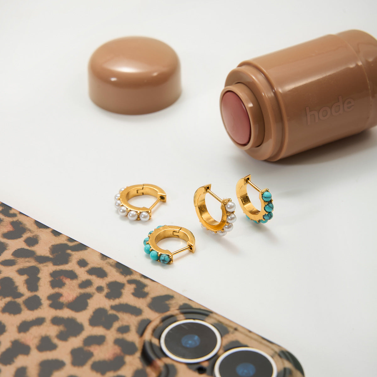 Damen Creolen mit eleganten Perlen und hypoallergener Edelstahlverarbeitung Shop Nory