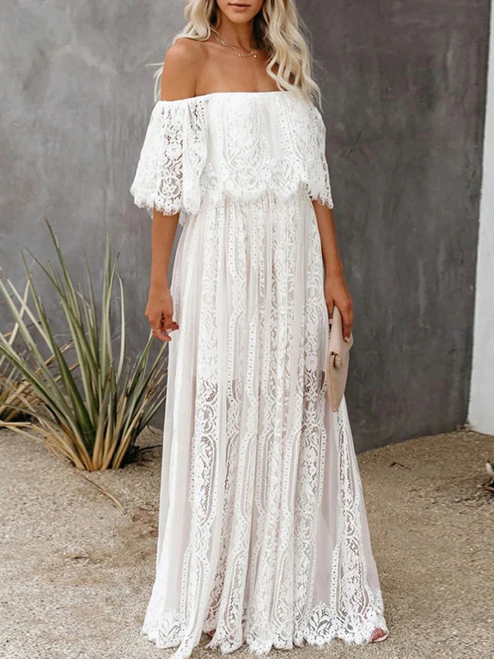 Damen Maxikleid mit eleganter Spitze und schulterfreiem Design