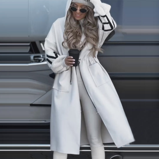 Damen nan Kapuzenmantel mit oversized Schnitt, gestrickten Ärmelbündchen und aufgesetzten Taschen Shop Nory
