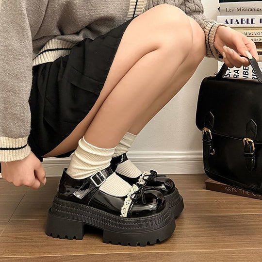 Damen Chunky Mary-Jane Plateauschuhe mit Riemen, Zierschleife und Spitzenbesatz Shop Nory