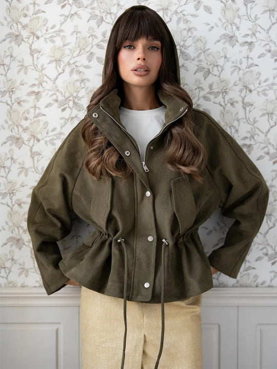 Damen Kurzblouson aus Veloursleder-Optik mit Kapuze, Tunnelzug‑Taillierung und Pattentaschen Shop Nory