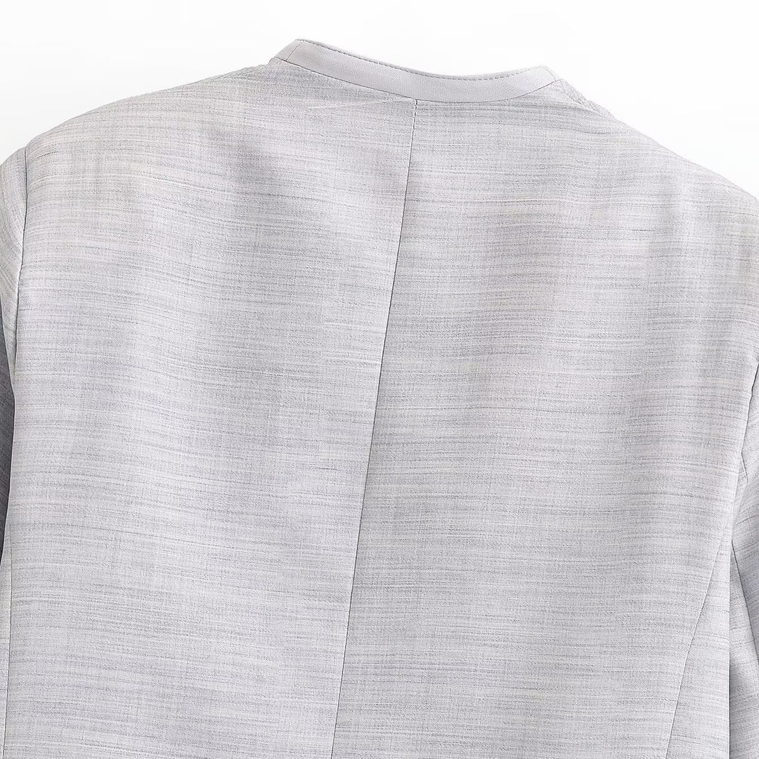 Damen Kurzgeschnittener kragenloser Blazer mit doppelreihiger Knopfleiste und Strukturgewebe Shop Nory