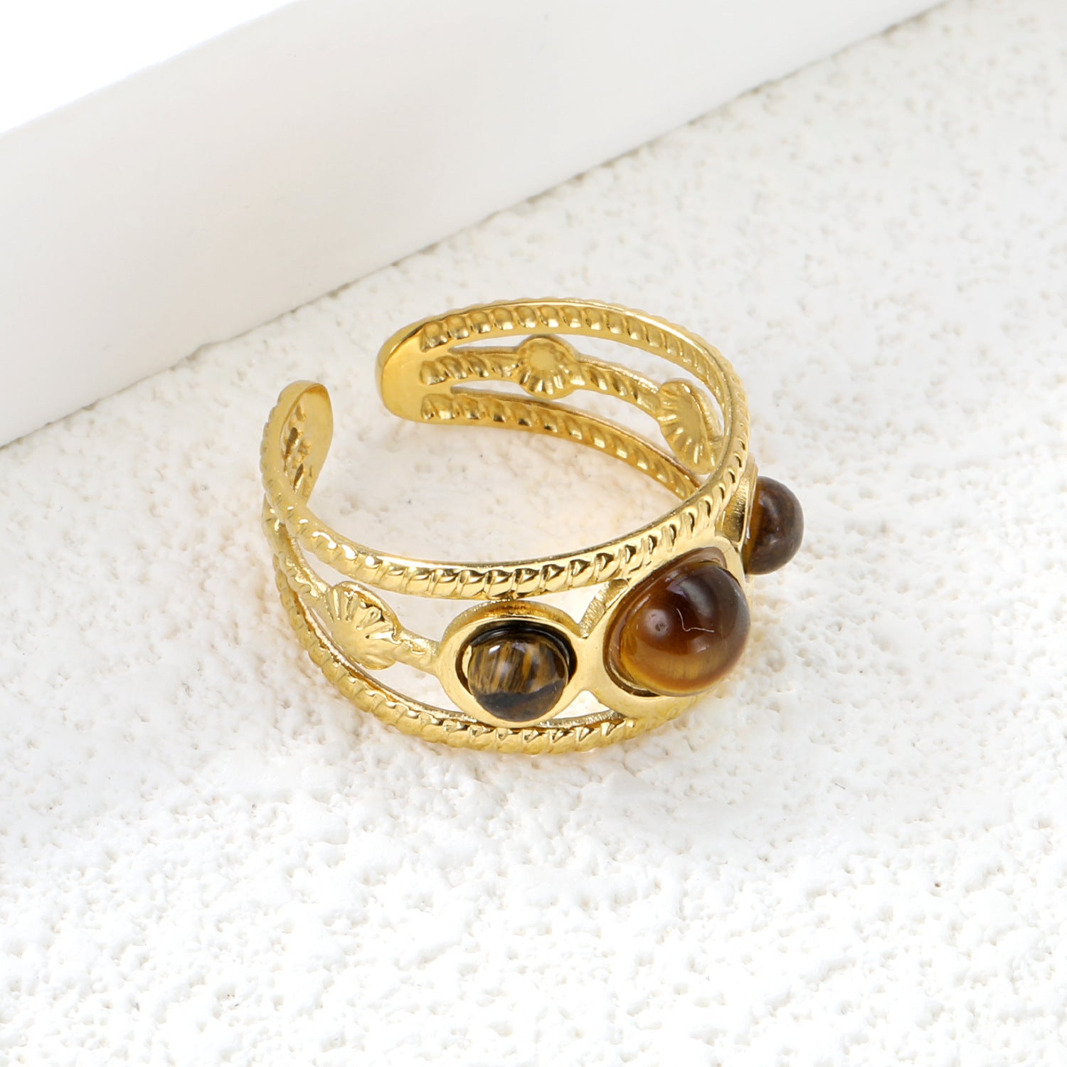 Damen offener Ring mit kunstvollen Tigerauge-Elementen und anpassbarem Design Shop Nory